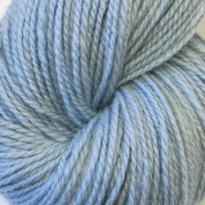 Vilje lamullgarn, lys blå F.408
