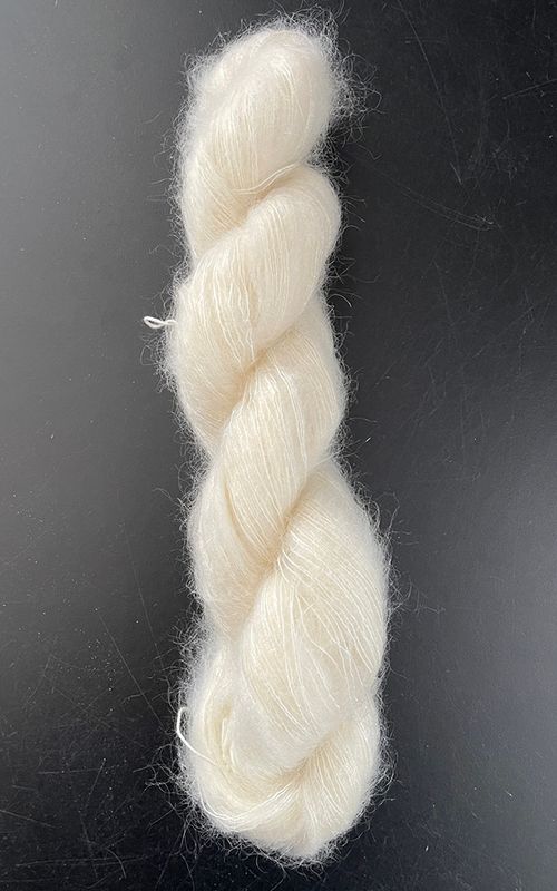 Kid silk NM 8/4 natur/hvit